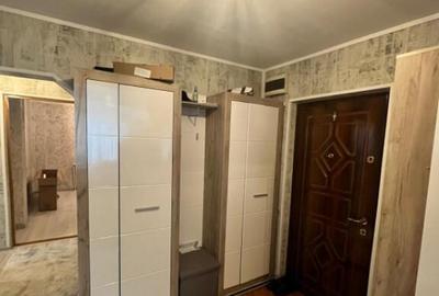 Apartament 3 camere modern, zona centrala, parter- Siret - 12