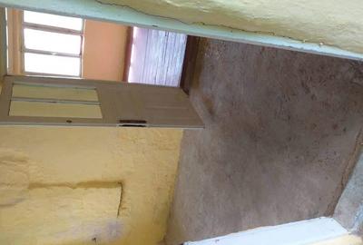 Casă cu 4 camere în Ardeoani - 3