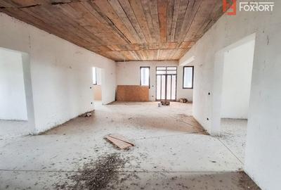 Casă individuală cu 13 camere cu Canalizare în Recaș - 22
