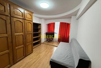 Apartament cu 3 camere semidecomandat în Central - 6