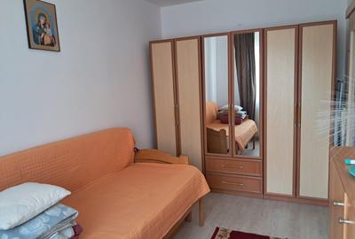 Apartament cu 2 camere nedecomandat, mobilat în Hipodrom 4 - 5
