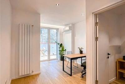 Apartament de 4 camere Victoriei terasa 43mp