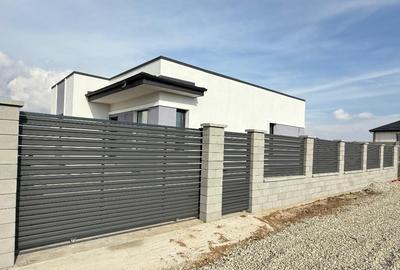 Casă cu 4 camere cu Teren 300 Mp în Berceni