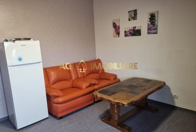 Apartament cu 3 camere nedecomandat, mobilat în Regie - 2