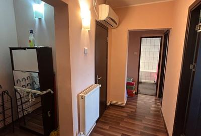 Apartament cu 2 camere decomandat, mobilat în Radu Negru - 9