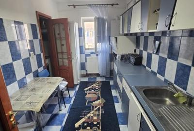 2 decomandate Tipografilor - 4