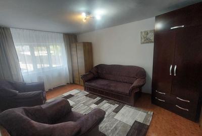 Apartament cu 2 camere decomandat în Central - 2