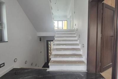 Casă individuală cu 5 camere cu Canalizare în 1 Decembrie 1918 - 26