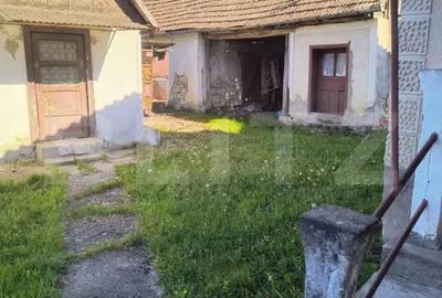 Casă cu 3 camere cu Teren 957 Mp în Central - 11
