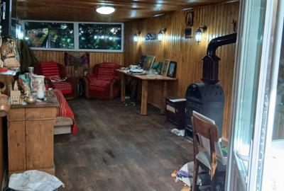 Casă cu 2 camere cu Teren 217 Mp în Central - 10