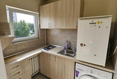 Garsonieră decomandată în Central