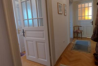 Apartament cu 5 camere decomandat în P-ța Unirii - 3