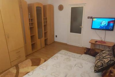 Inchiriez garsoniera - 1