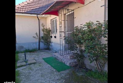 Casă cu 2 camere cu Teren 106 Mp în Central - 12