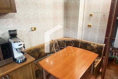 Apartament cu 3 camere decomandat în 9 Mai - 5