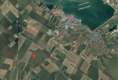 Teren agricol extravilan de 343000 mp, în Central