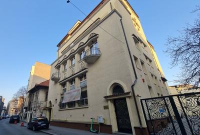 Birou, 458 mp în Romană