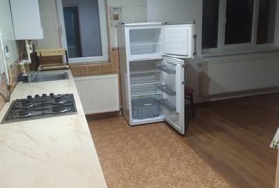 Apartament cu 2 camere decomandat în Petrila - 8