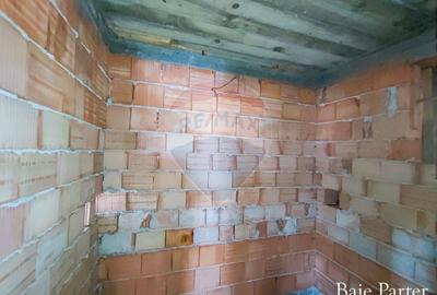 Casă cu 4 camere cu Teren 294 Mp în Cristian - 10