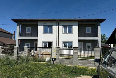 Casă cu Teren 302 Mp în Central - 3