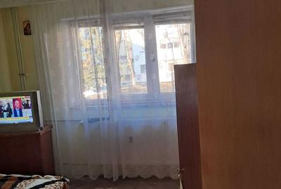 Apartament cu 2 camere decomandat în Exercițiu - 3