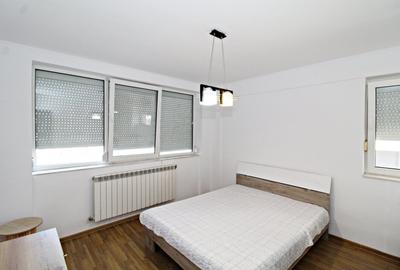 Apartament cu 3 camere semidecomandat în Tomis Nord