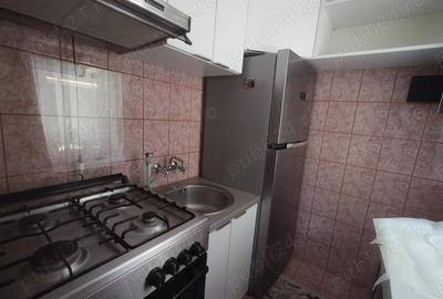 De inchiriat apartament 2 camere Constan?a, zona ?coala 8 - 2