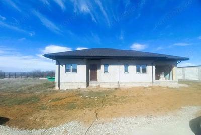 Casa moderna plan parter 127 mp teren 650 mp - 2