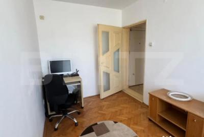 Apartament cu 3 camere semidecomandat în Central - 10