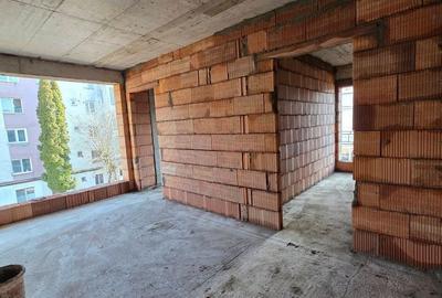Apartament cu 3 camere în Calea Moldovei - 4
