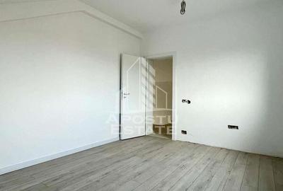 Casă cu 4 camere cu Teren 550 Mp în Giarmata - 2