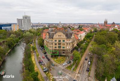 Spațiu comercial, de 222 mp, în Neptun - 1