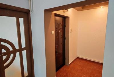 Apartament cu 3 camere decomandat în Nord - 6