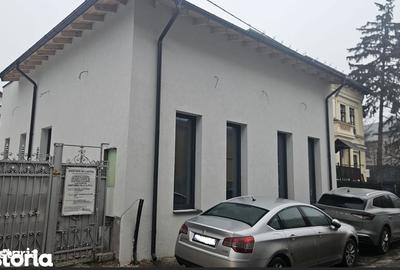 Casă cu 5 camere cu Canalizare în Ultracentral - 3