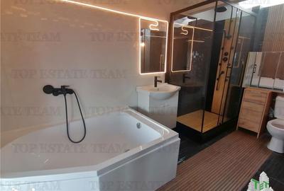 Apartament cu 4 camere decomandat în Central - 1