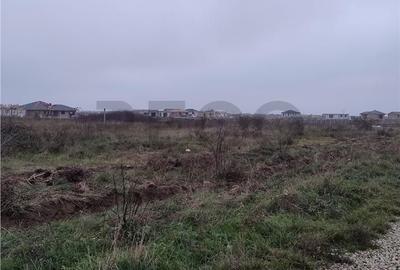 Teren de 512 mp, în Central - 1