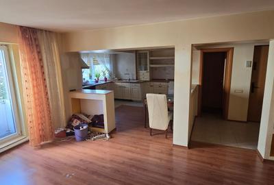 Exclusivitate-Cofetaria Trandafirul,apartament 3 camere, etaj 1,liber,78mp utili - 3