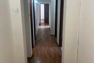 Apartament cu 3 camere decomandat în Central - 2