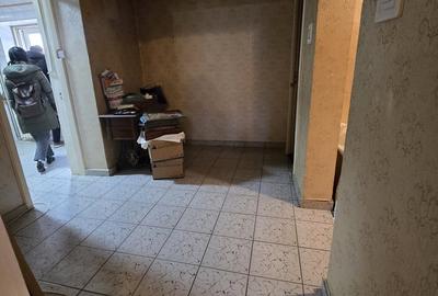 Apartament cu 2 camere semidecomandat în Berceni - 7