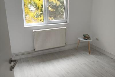 Apartament 3 camere dec, Timisoara, zona Simion Barnutiu, et 2/4 - 9