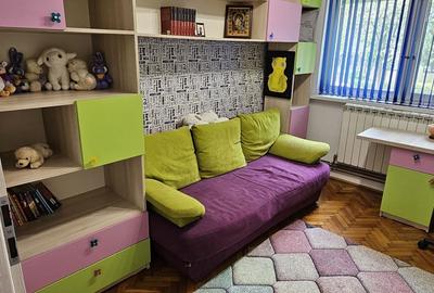 Apartament cu 3 camere decomandat în Palazu Mare - 8