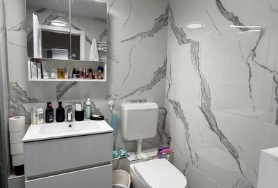 Apartament cu 2 camere decomandat în 13 Septembrie