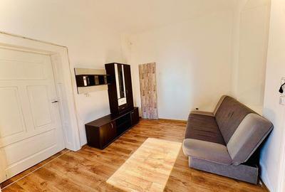 Casă cu 2 camere semidecomandat cu Teren 80 Mp în Central - 2