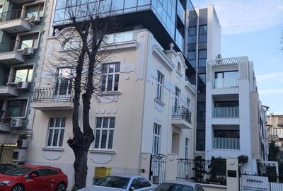 Casă individuală cu 10 camere cu Teren 978 Mp în Central - 7