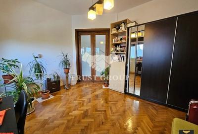 Apartament cu 3 camere semidecomandat, mobilat în Grădina Icoanei