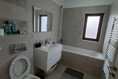 Apartament cu 2 camere decomandat în Sânpetru - 9