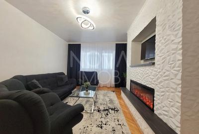 Apartament cu 3 camere decomandat în Central