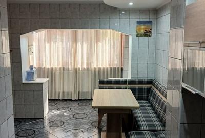 Apartament cu 4 camere decomandat în Central - 7
