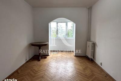 Apartament cu 3 camere decomandat în Cantemir - 2
