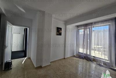 Apartament cu 5 camere, mobilat în Nord - 19